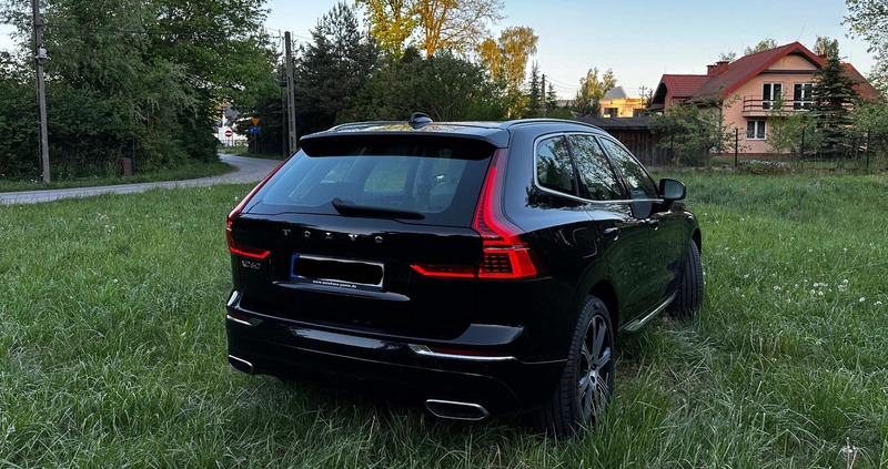 Volvo XC 60 cena 126500 przebieg: 144167, rok produkcji 2018 z Leśnica małe 191